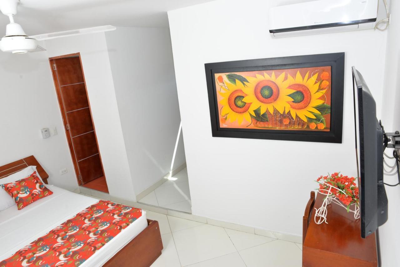 Hotel Canoa Inn Caucasia Esterno foto