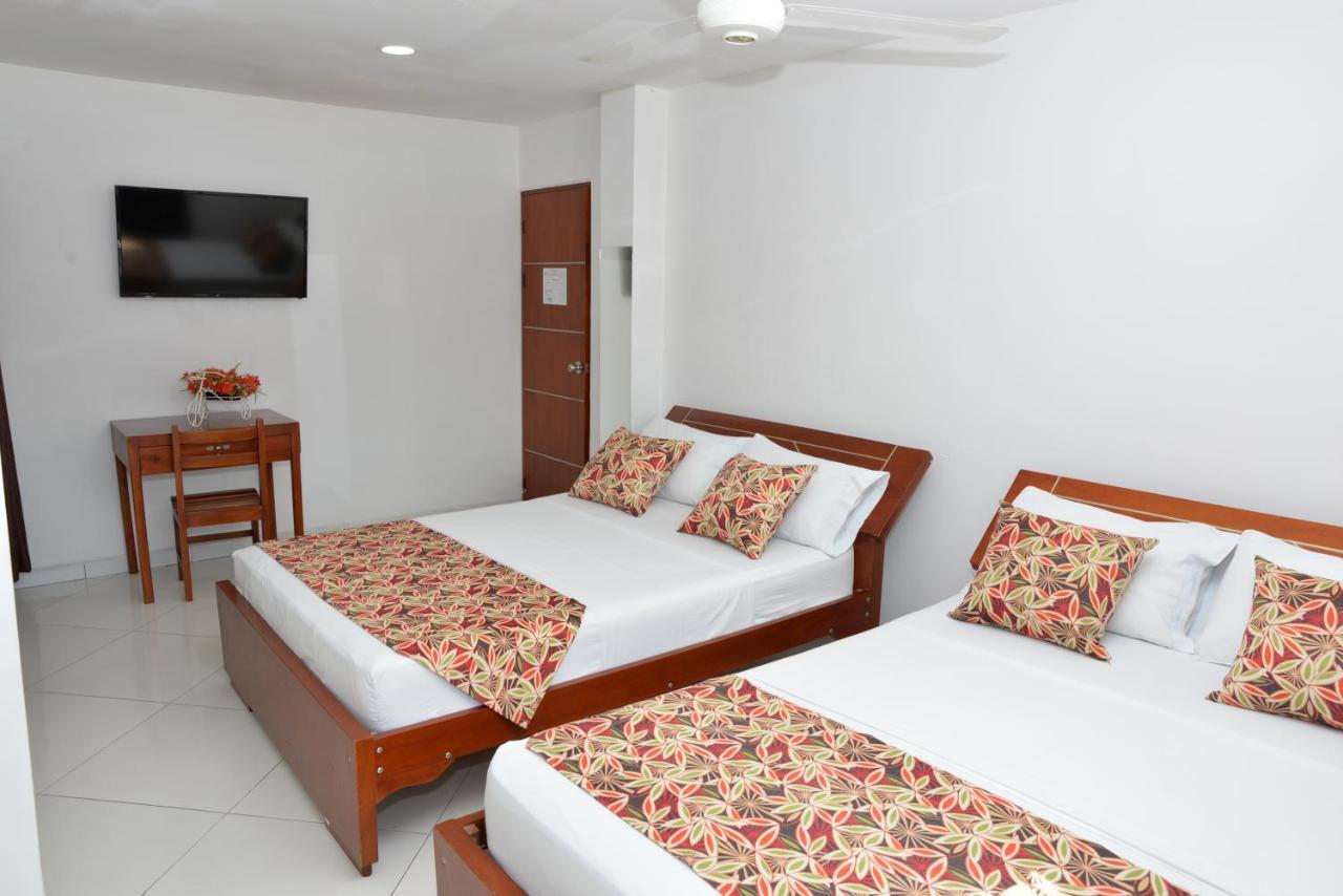 Hotel Canoa Inn Caucasia Esterno foto