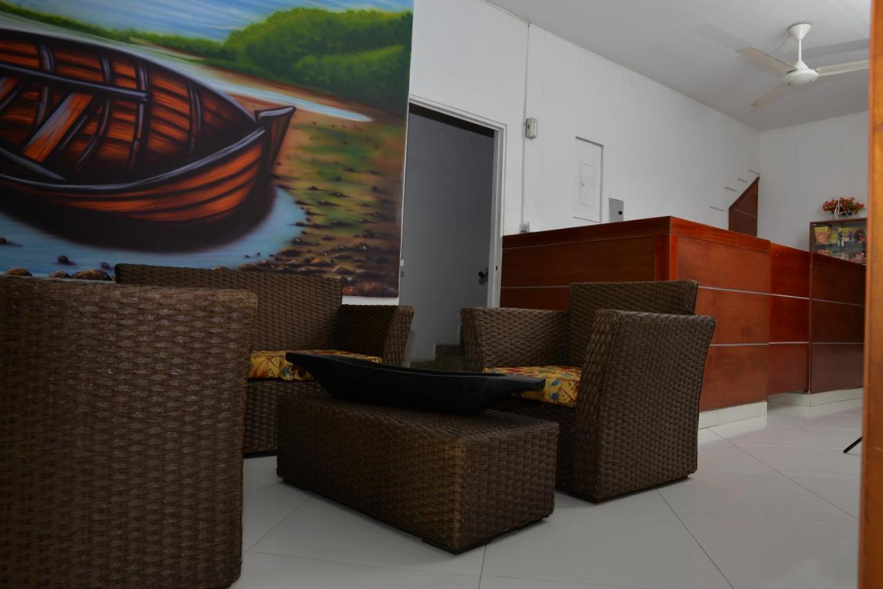 Hotel Canoa Inn Caucasia Esterno foto