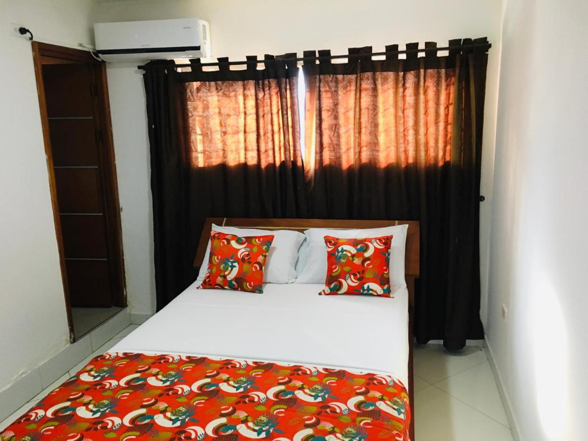 Hotel Canoa Inn Caucasia Esterno foto